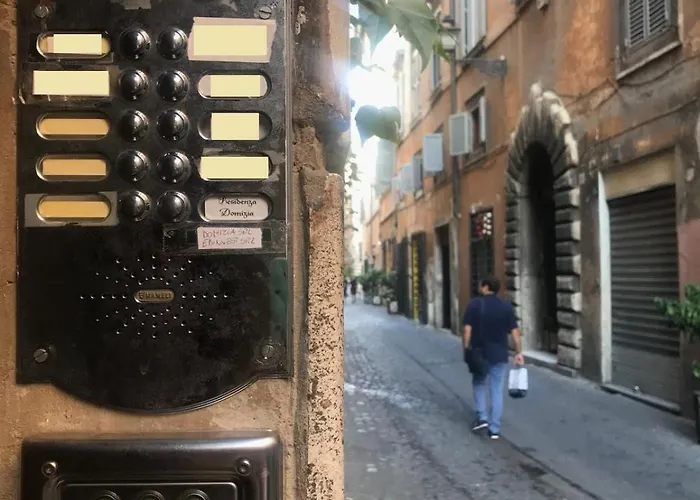 Residenza Domizia Konukevi