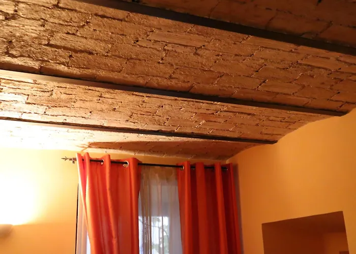 Residenza Domizia Konukevi 4*