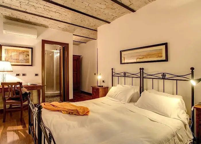 Konukevi Residenza Domizia 4*