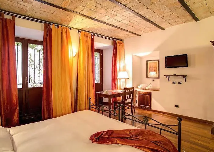Residenza Domizia Konukevi